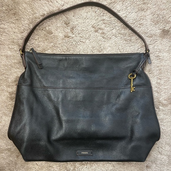 Fossil Black Leather Tote with Key Charm - Picture 1 of 9